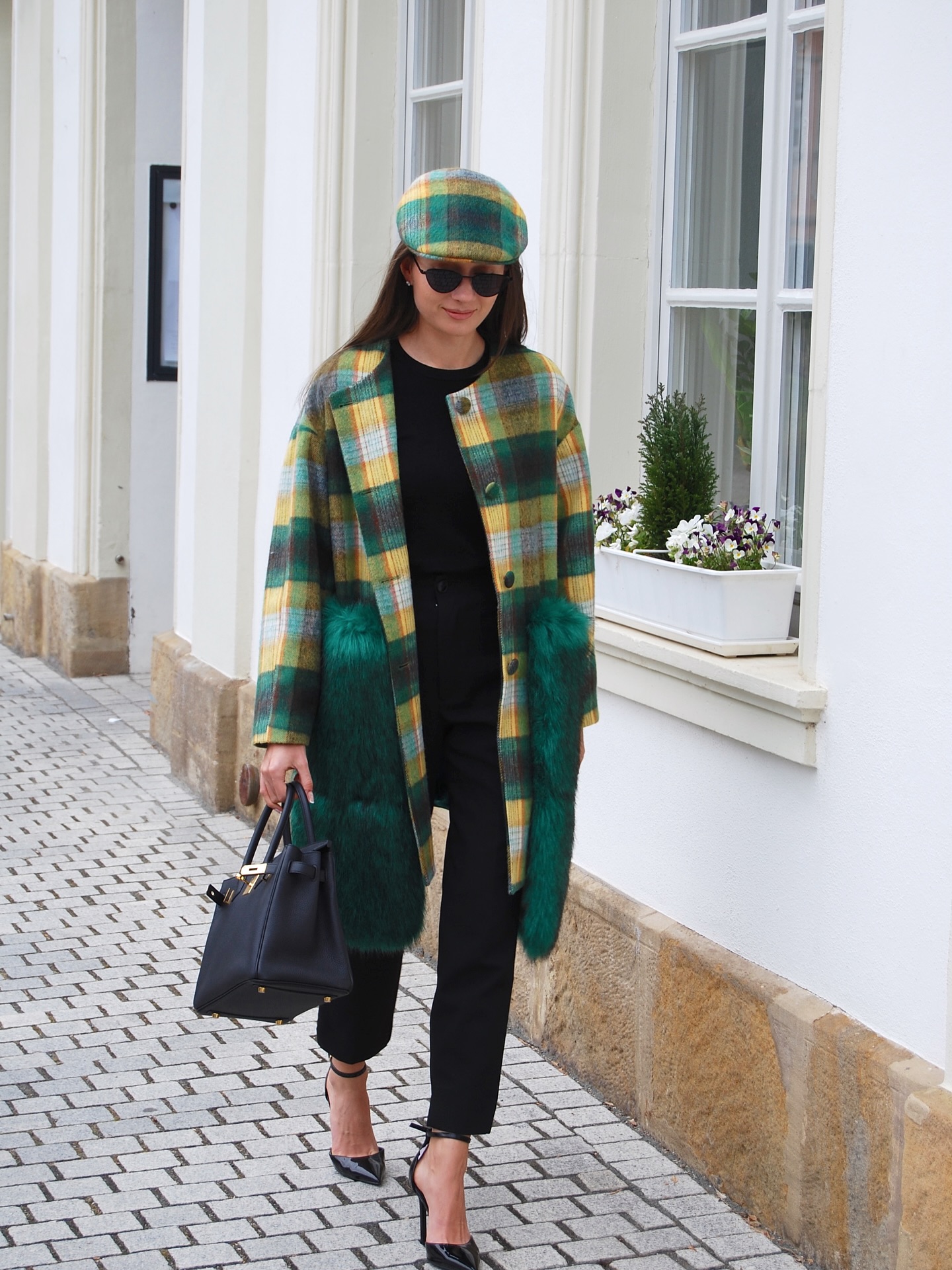 A Plaid Coat with Emerald Fur Pockets That Turns Black Basics into a Real Look